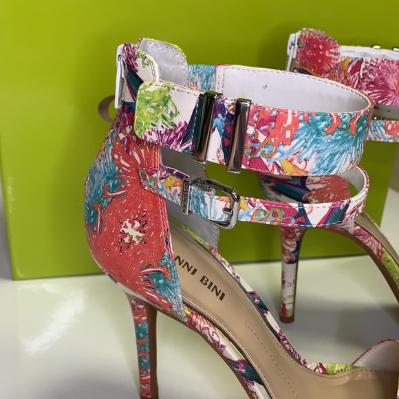 Gianni Bini heels, Size 9M, Multicolored - Picture 3 of 8